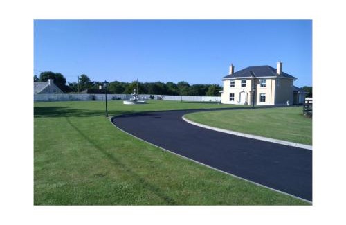 Duncormick Bed & Breakfast | Ambrose Mews B&B