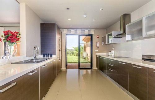 Monte Raposo Resort | Amendoeira Golf Resort - Apartments and villas
