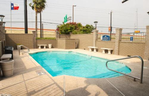 Harlingen Hotel | Americas Best Value Inn Harlingen