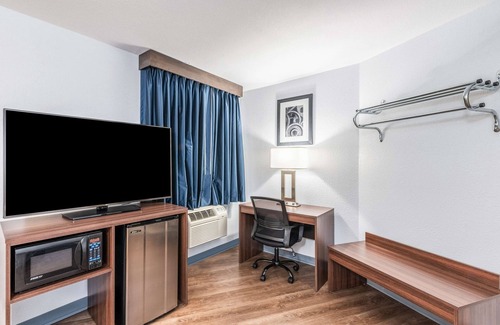 Searcy Hotel | Americas Best Value Inn Searcy