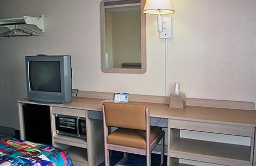 Jefferson City Hotel | Americas Best Value Inn Jefferson City