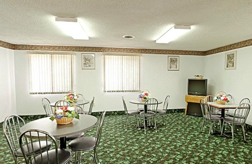West Frankfort Hotel | Americas Best Value Inn West Frankfort