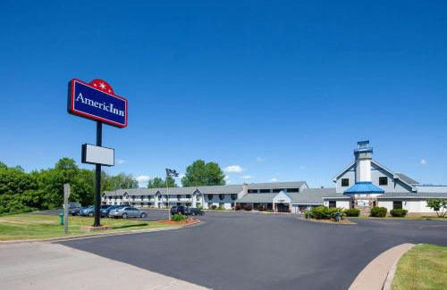 Ashland Hotel | AmericInn by Wyndham Ashland