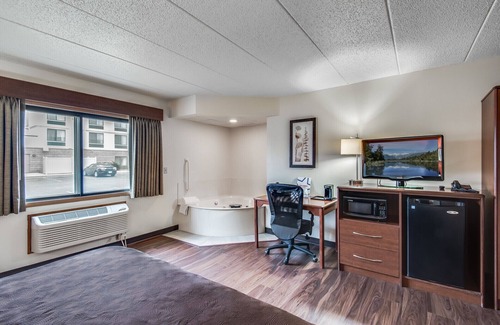 Coon Rapids Hotel | AmericInn by Wyndham Coon Rapids