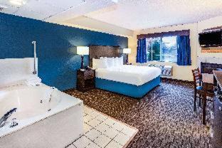 Long Lake Hotel | AmericInn by Wyndham Hotel and Suites Long Lake