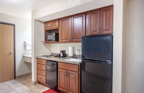 Mankato Hotel | AmericInn by Wyndham Mankato Event Center
