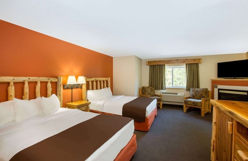 Jenkins Hotel | AmericInn by Wyndham Pequot Lakes/Jenkins