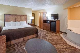 Two Harbors Hotel | AmericInn by Wyndham Two Harbors Near Lake Superior