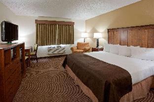 Two Harbors Hotel | AmericInn by Wyndham Two Harbors Near Lake Superior