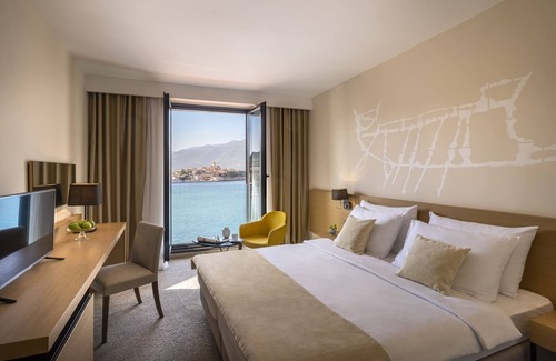 Cove Tri Zala (Zrnovo) Hotel | Aminess Younique Liburna Hotel