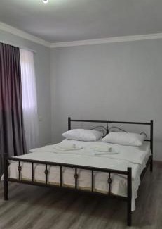 Armenia House | AMOJ B&B and Guest house