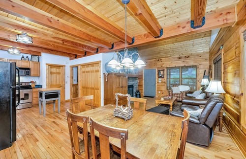 Fleetwood Cabin | Among the Laurels and Trees: Private Hot Tub + Fire Pit