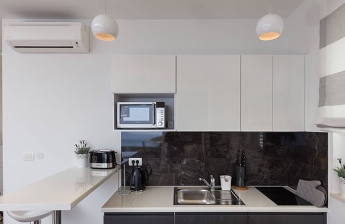 Municipality of Dubrovnik Apartment | Amorino of Dubrovnik Apartments - Studio Apartment with Terrace and Sea View (Apartment Lavanda)