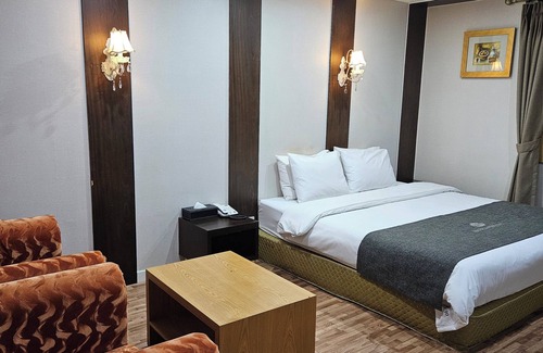 Yeongtong-gu Hotel | Amour Hotel