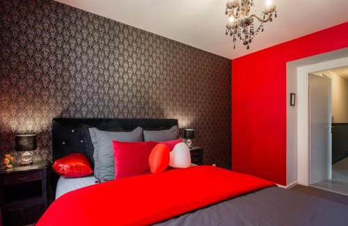 Vigneux-sur-Seine Apartment | Amour & Romance l Jacuzzi XXL l Table de massage