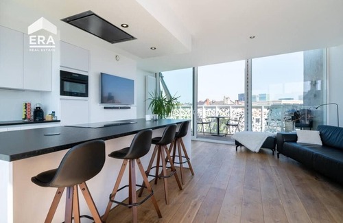 Schipperskwartier Apartment | Ample duplex apartment in Antwerp's Core
