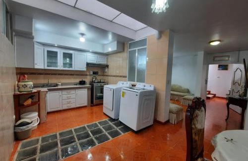 Loja Apartment | Amplio departamento
