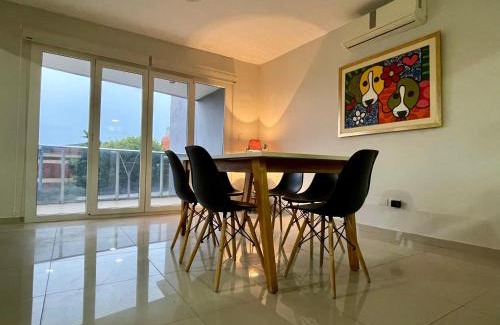 Lambare Apartment | Amplio departamento sobre Av Cacique Lambaré