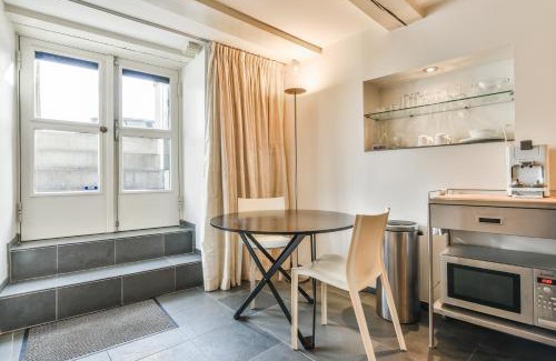 Canal Ring Bed & Breakfast | Amsterdam Canal Guest Apartment