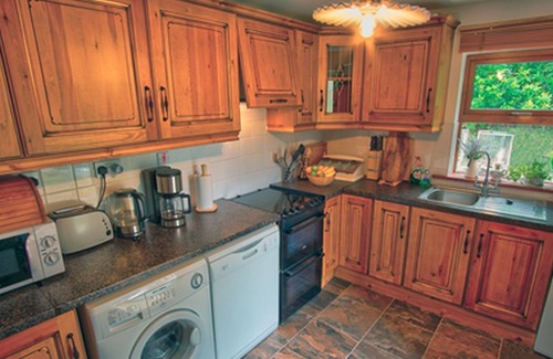Castlecove House | An Cnocan-beautiful cottage with stunning sea and mountain views