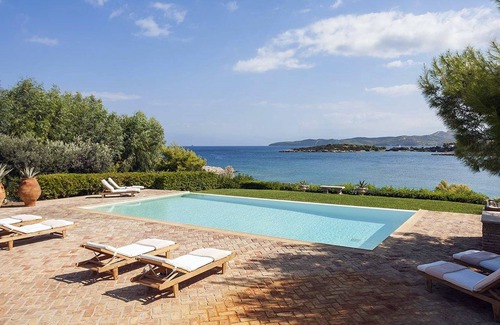 Bouzaiika House | An elegant home with a colonial ambience