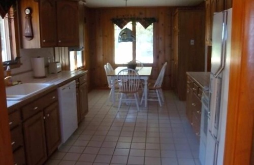 Cook House | An Indescribable Lake House on Lake Vermilion Cook *SPECIALS*Email to ask!