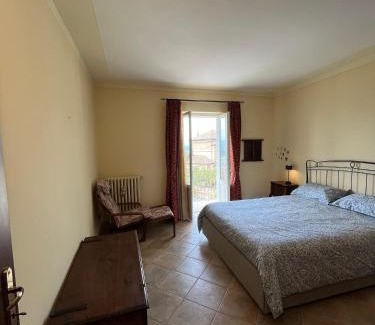Guarene Apartment | An tij slè - Nel cuore del borgo