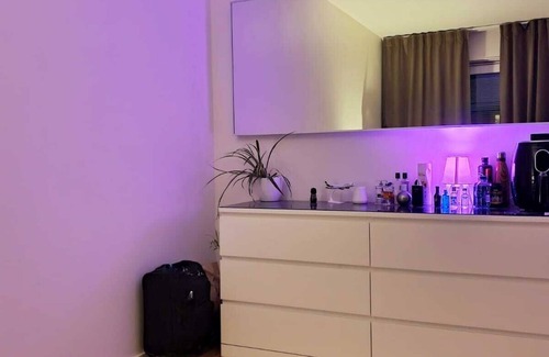 Sigtuna Municipality Apartment | An um in an apartment