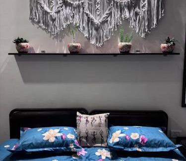 South Extension Apartment | Anavrin Art House
