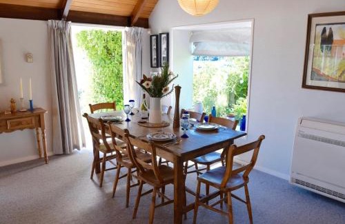 Akaroa House | Anchor in Akaroa - Akaroa Holiday Home