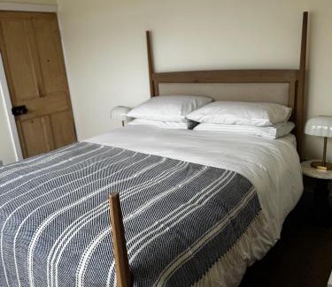 Kinsale House | Anchor & Nest - Kinsale