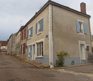 Saint-Sauveur-en-Puisaye Bed & Breakfast | Ancienne Boulangerie