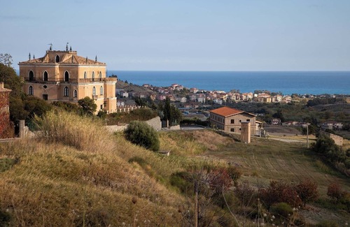 Badolato Cottage | Ancient farmhouse on the Gallelli estate