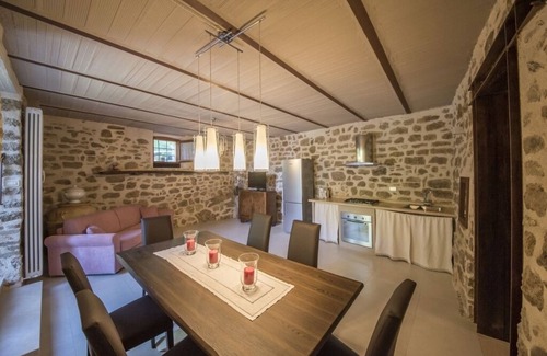 Assisi House | Ancient medieval tower, ideal for couples or families