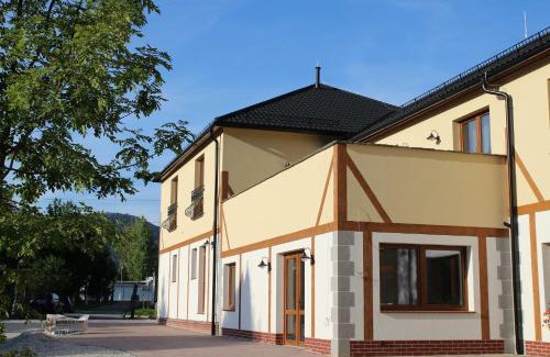 Roznov Pod Radhostem House | Anděl Penzion & Cafe
