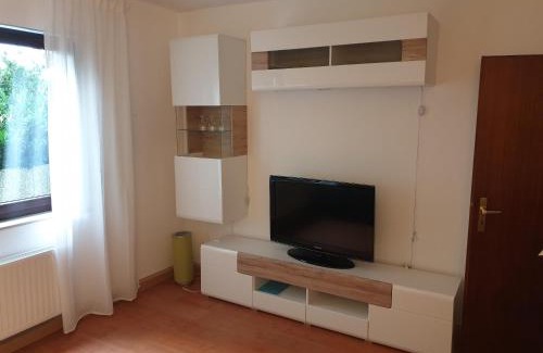 Wilnsdorf Apartment | Andinas Ferienwohnung in ruhiger Lage direkt am Wald