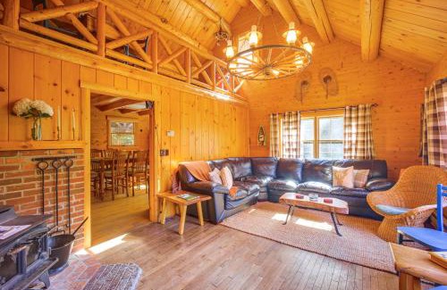 Andover House | Andover Cabin Retreat with Hot Tub and Fireplace!