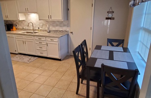 Open Gates House | Andrea Abode: Pet Friendly, Pool Table, Foosball & 4 Miles to Rupp Arena