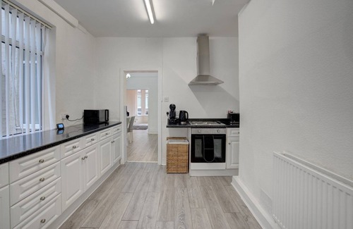 Anfield Apartment | Anfield Serene Home