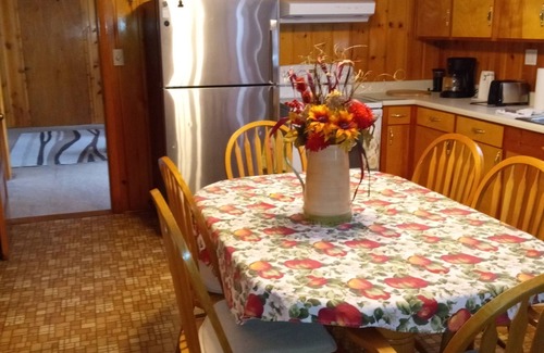St. Helen House | Angela's cottage two blocks from Lake St. Helen