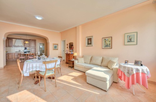 Cecina House | Angela -Terrace & beautiful View lake, Toscolano Maderno, Italy