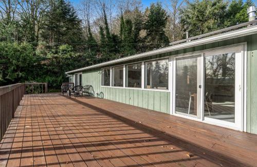 Lacey House | Angler's Retreat on the Creek