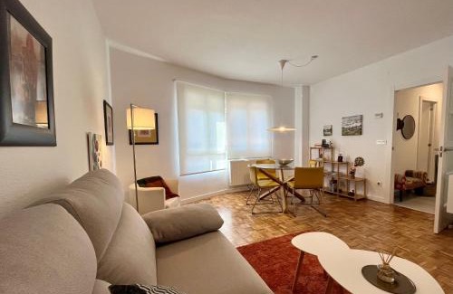 Santa Eulalia de Morcin Apartment | Angliru 1 Suite