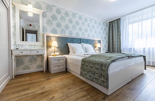 Teglas Bed & Breakfast | Angolkert Panzió