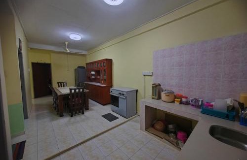 Kampung Durian Mas House | Anies Homestay Kuala Terengganu