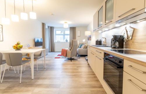 Kellenhusen Apartment | Ankerplatz 3 - Moderne Ferienwohnung mit Terrasse und Sauna - strandnah!