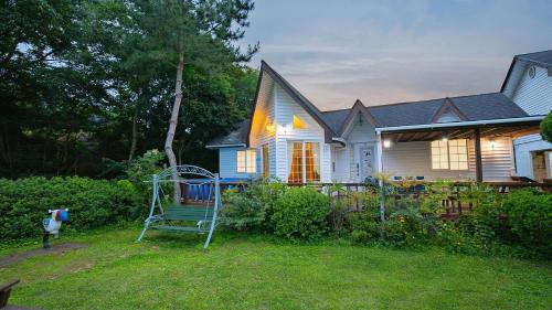 Nam House | Anmyeondo Tamarind Pension