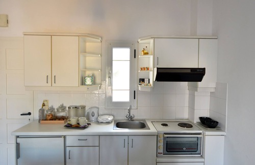 Vathianos Kampos Apartment | Anna Apartment 50 meters from the sea