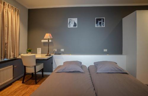 Sint-Eloois-Vijve Hotel | Anna's Place