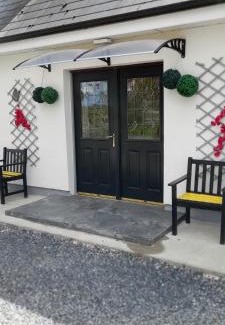 Cahir Bed & Breakfast | Annaswood B&B